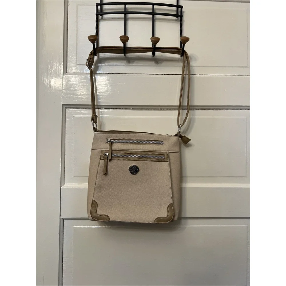 White mountain Faux Canvas Purse Pockets Galore Luxury Dup Crossbody Shoulder